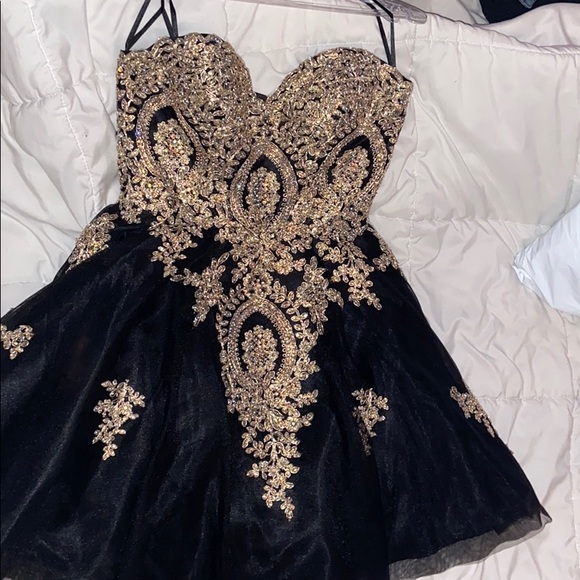 Strapless Black prom/quince dress - Picture 3 of 8